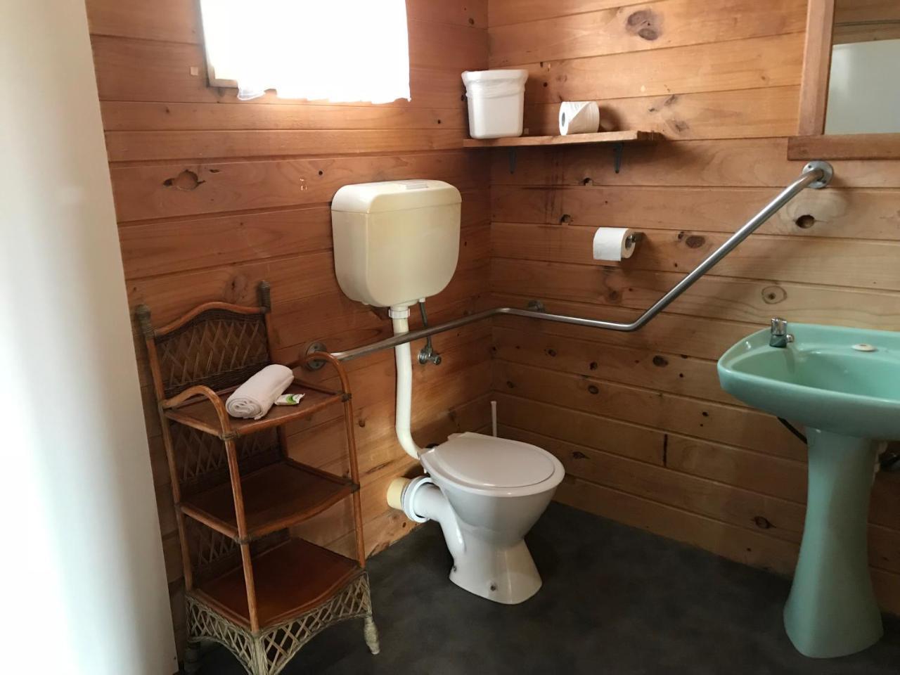 Somerset Beachside Cabin And Caravan Park 외부 사진