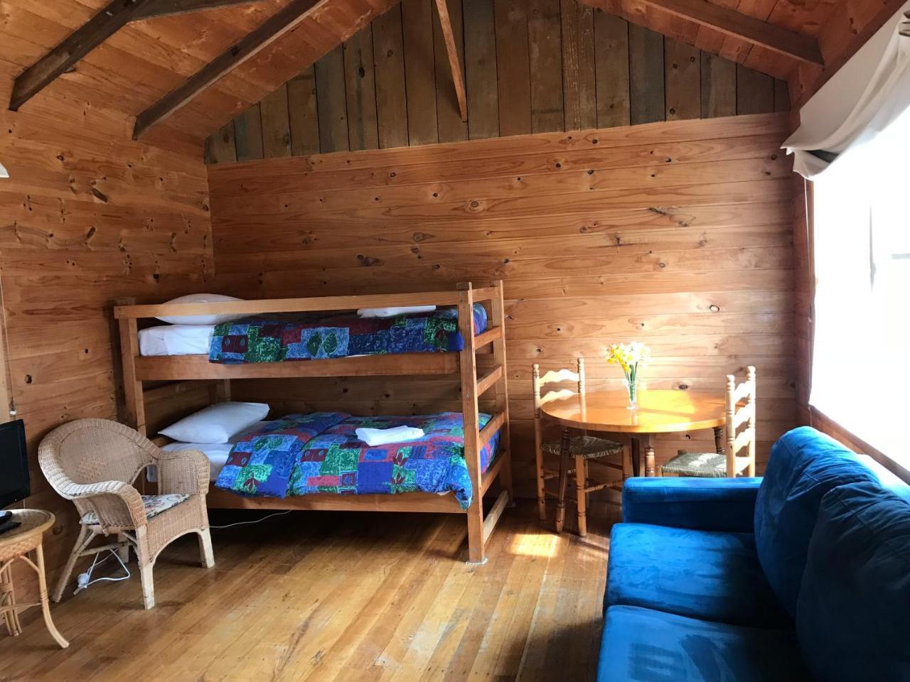 Somerset Beachside Cabin And Caravan Park 외부 사진