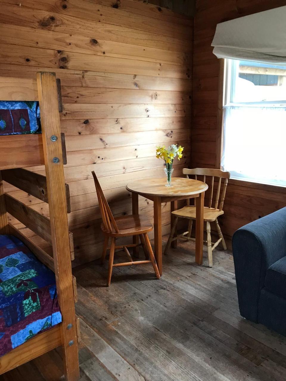 Somerset Beachside Cabin And Caravan Park 외부 사진